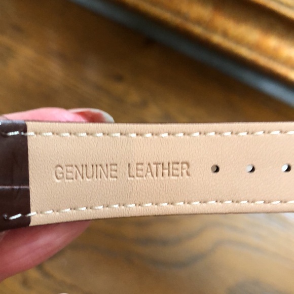 New Berny women’s watch. 3 multi-function sundials for week/calendar/moon phase. - Picture 9 of 13